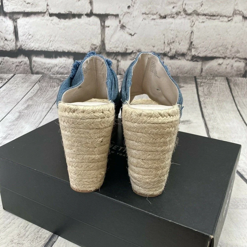 kenneth cole Women’s Otta Blue Denim espadrille‎ wedges size 9.5M New in box.